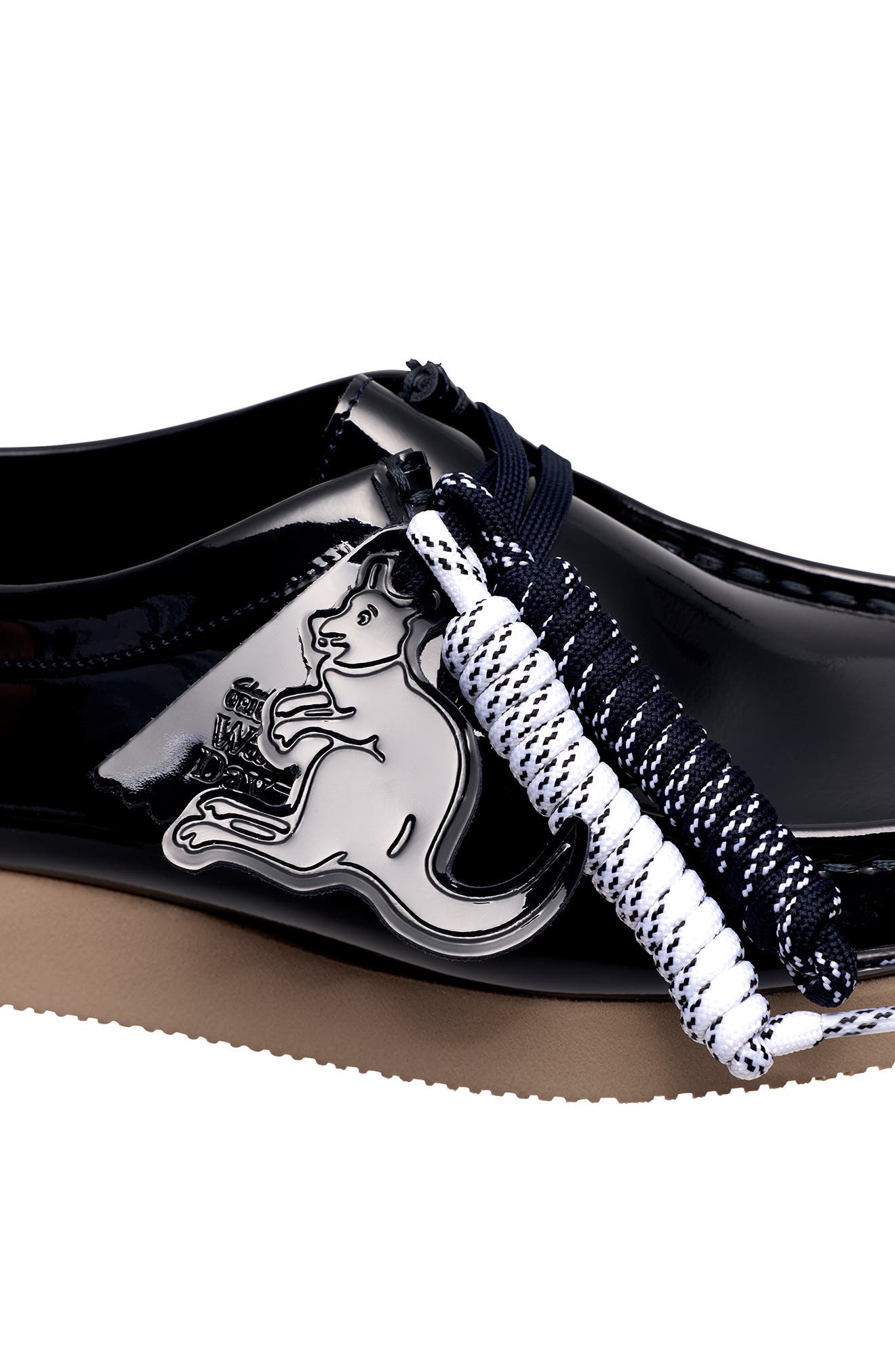 Wallabee Chukka Shoe, Alternate, color, NAVY PATENT