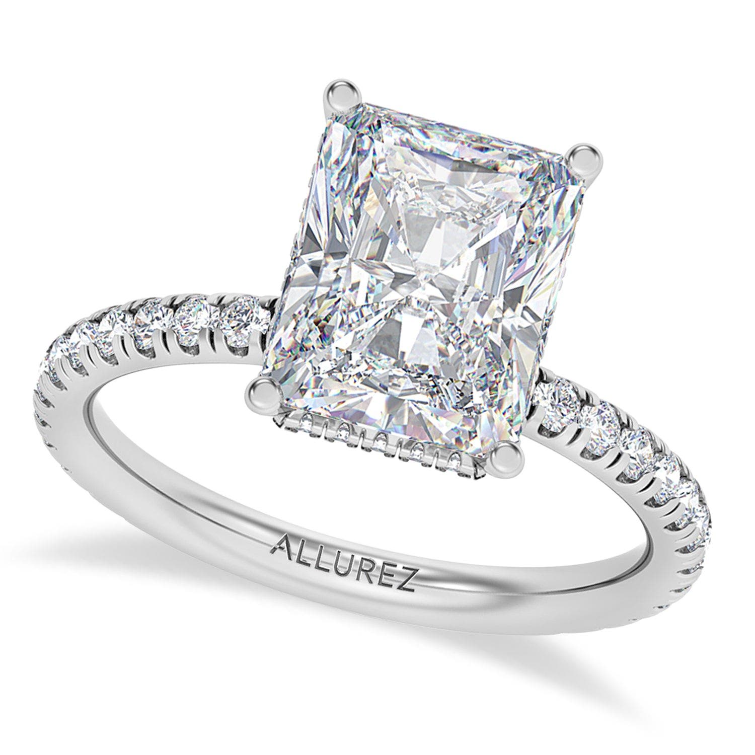 selected 3.60ct/White Gold