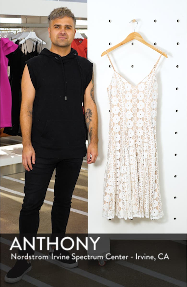 Sleeveless Lace Dress, sales video thumbnail