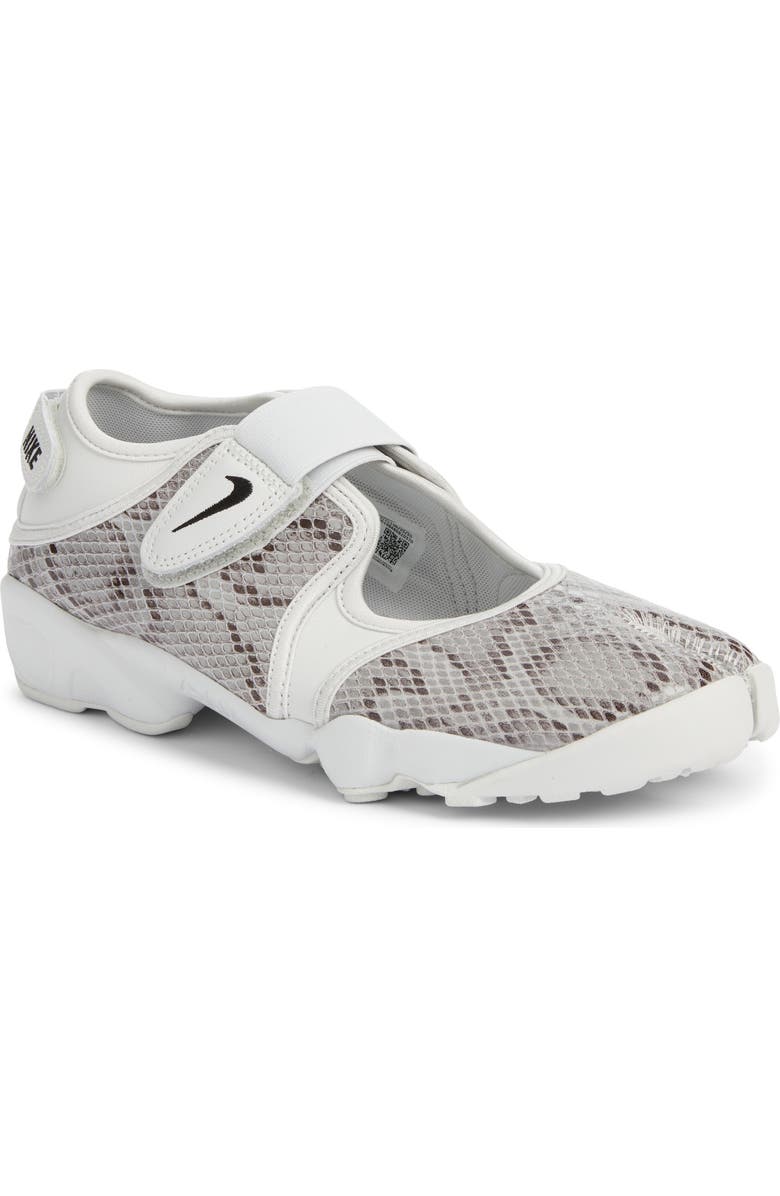 Jordan Air Rift
United in Victory
Sneaker, Main, color, Photon Dust/ Black