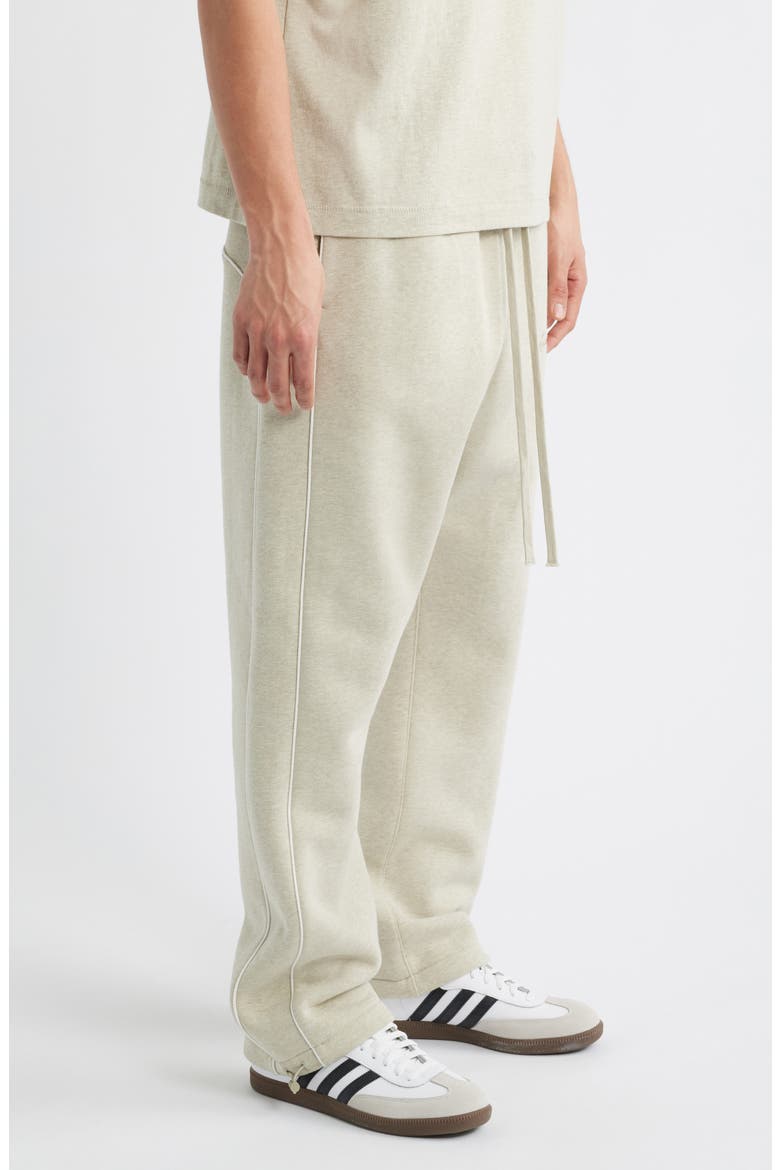 Relaxed Fleece Sweatpants, Alternate, color, HEATHER STONE/ CLOUD WHITE