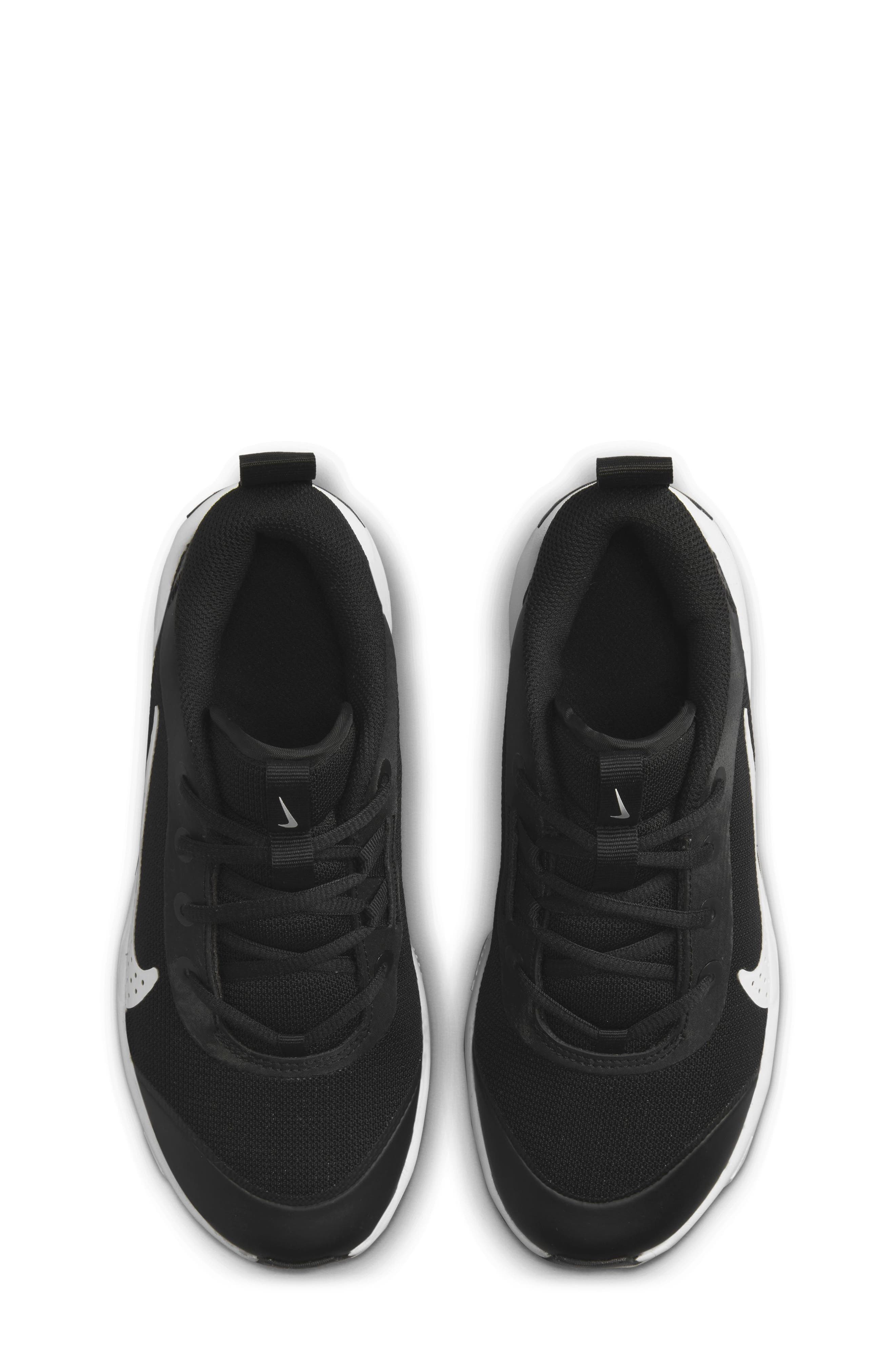 Nike Kids' Omni Multi-Court Sneaker, Alternate, color, Black/ White