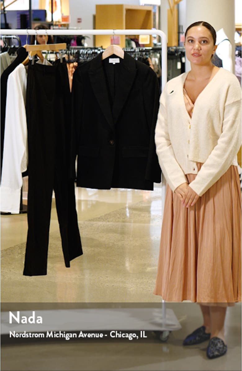 Stretch Blazer, sales video thumbnail