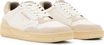Regan Low Top Sneaker