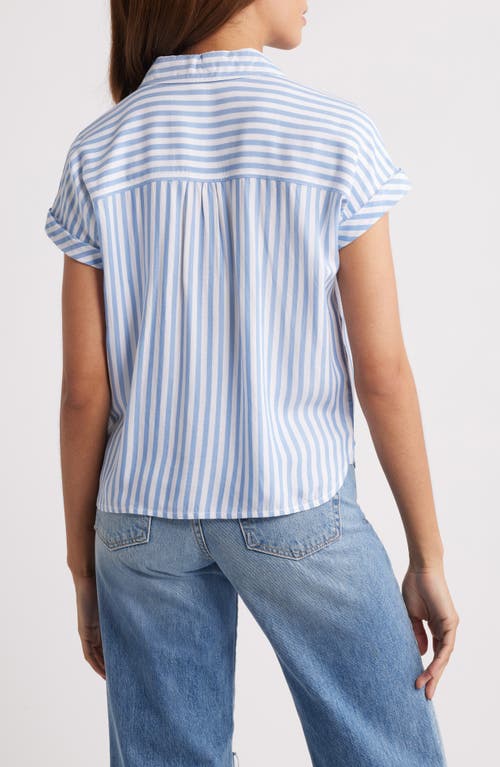 Beachlunchlounge Daria Stripe Short Sleeve Button-up Shirt In Blue Poppy