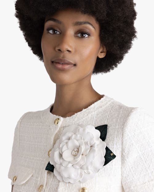 Helena Simon The Large White Gardenia In White