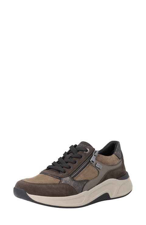 Bea Leather Sneaker
