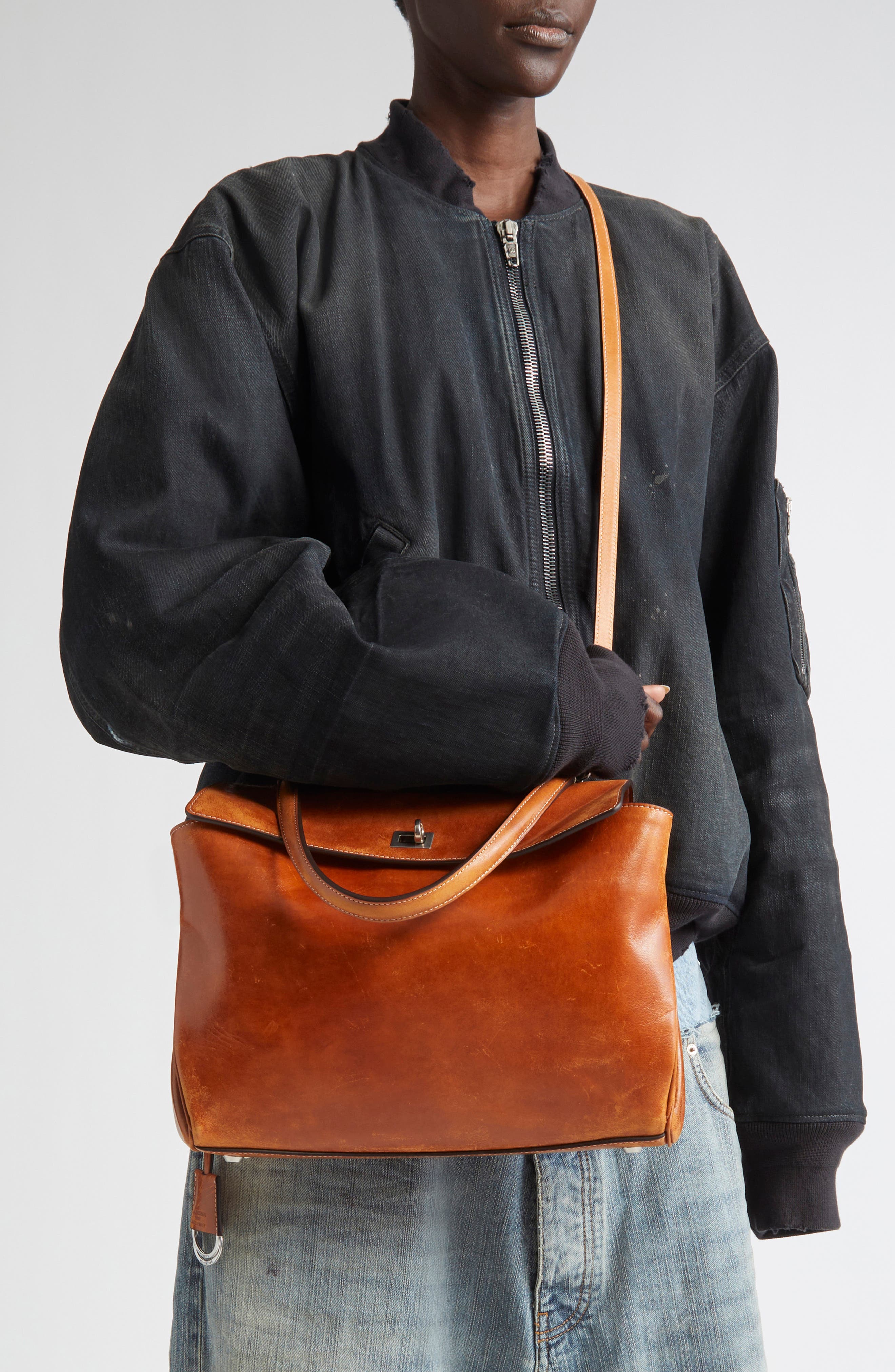 Balenciaga Medium Rodeo Leather Top Handle Bag, Alternate, color, 2753 Tan Cowboy