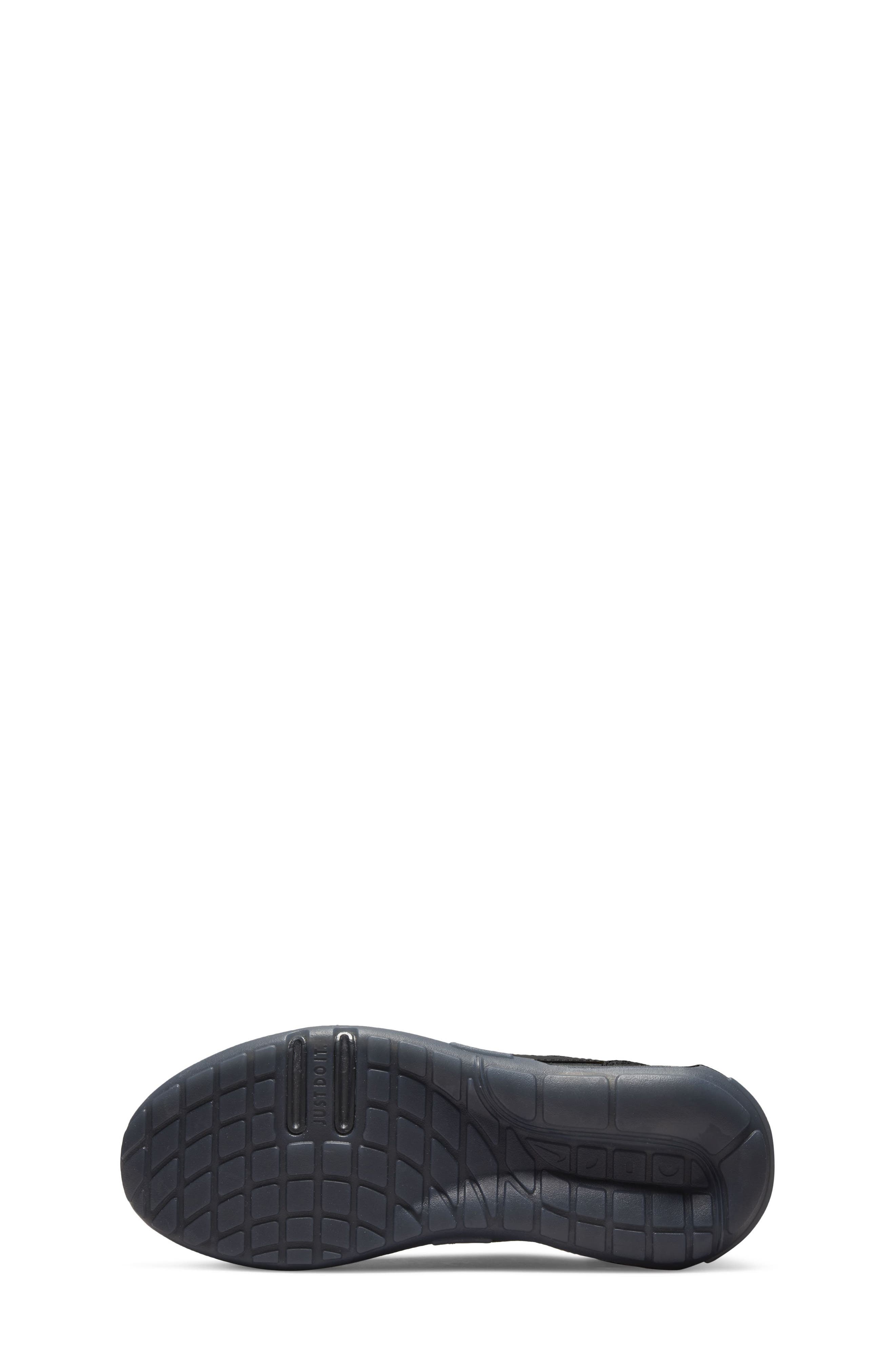 Nike Air Max Motif Sneaker, Alternate, color, 