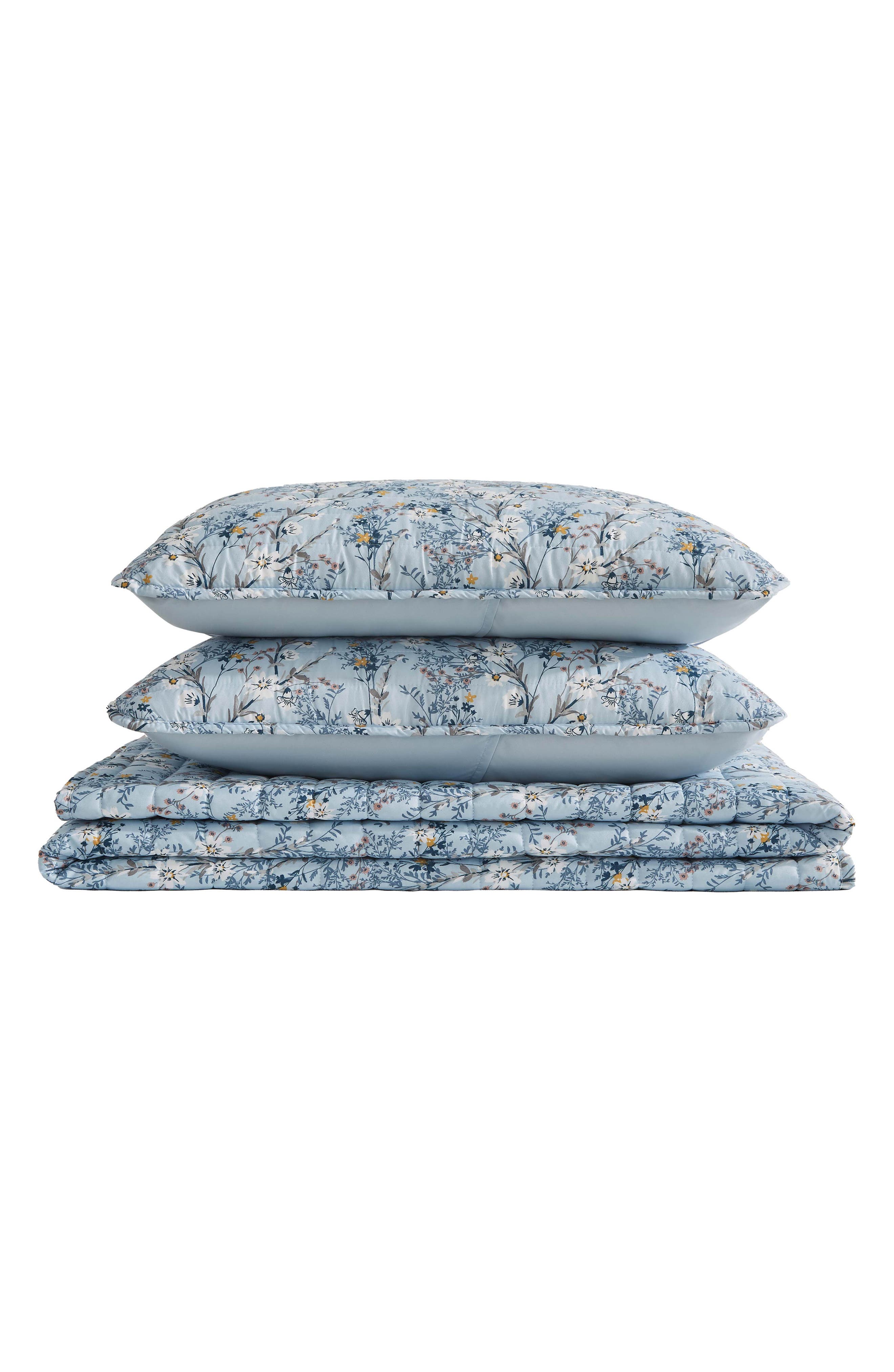 Lucky Brand Soft Floral Reversible Quilt Set