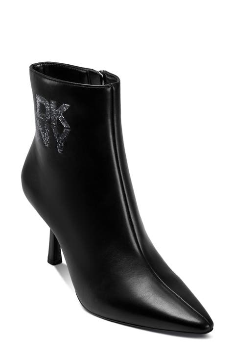 Niomi Bootie (Women)