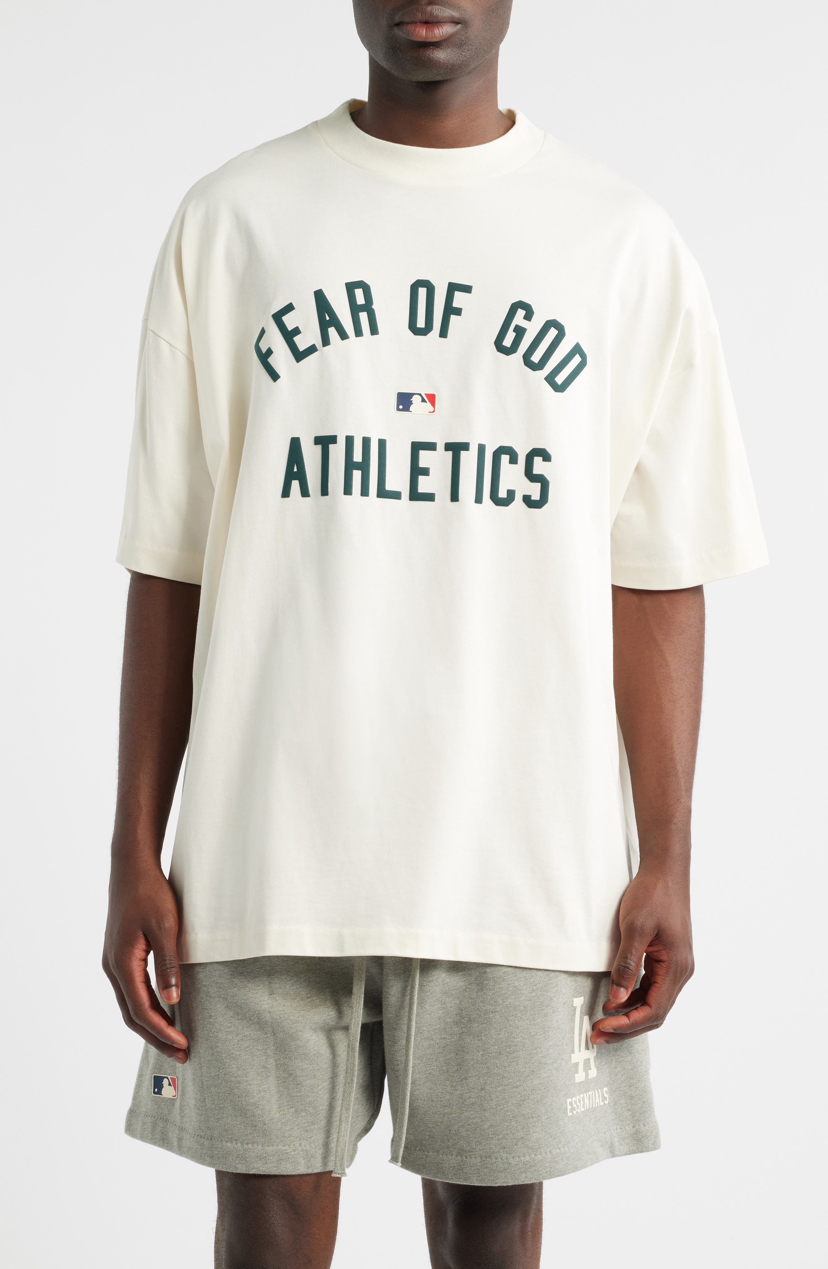 MLB Athletics '90s Fit Cotton Graphic T-Shirt (Men) | Nordstrom