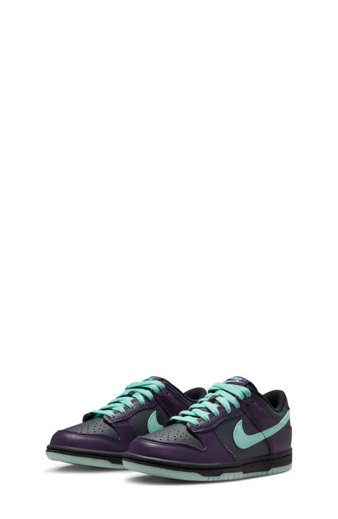 Kids' Dunk Low Basketball Sneaker (Baby, Walker, Toddler, Little Kid & Big Kid)