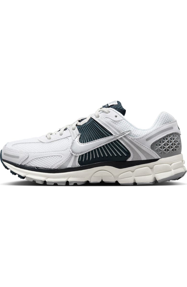 Nike Zoom Vomero 5 Sneaker, Alternate, color,