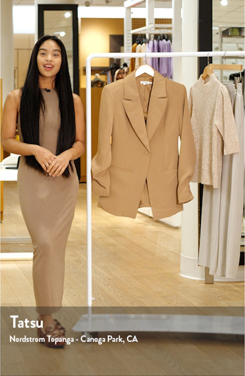 Fit & Flatter Blazer, sales video thumbnail