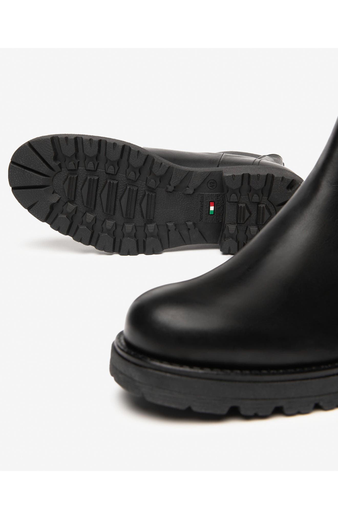 Leather Chelsea Boot, Alternate, color, BLACK