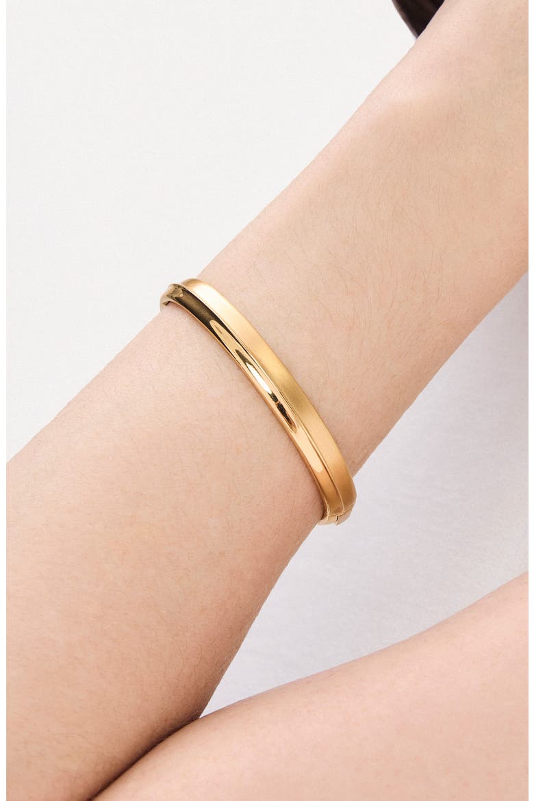 Tao Hinge Bangle, Alternate, color, GOLD