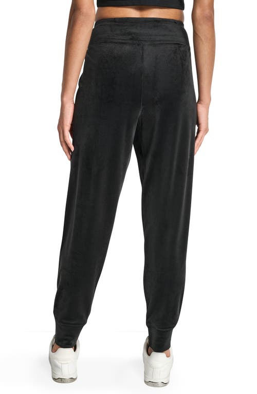 Dkny Mid Rise Slim Fit Joggers In Black