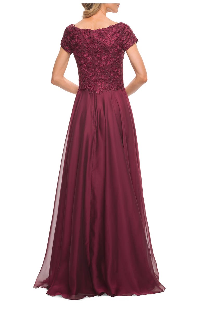 La Femme Short Sleeve Chiffon Dress with Lace Bodice, Alternate, color, Garnet