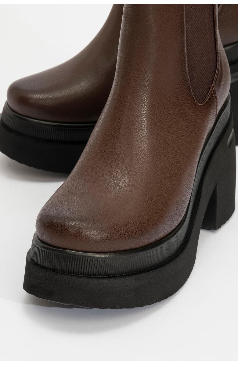 Prologue Shoes Antwerp Chelsea Boot, Alternate, color, Brown Faux Leather