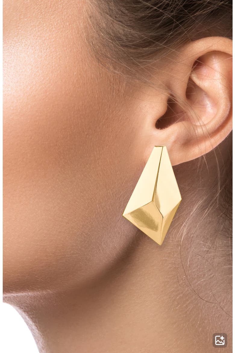 Museum Ridge Stud Earrings (Nordstrom Exclusive), Alternate, color, GOLD
