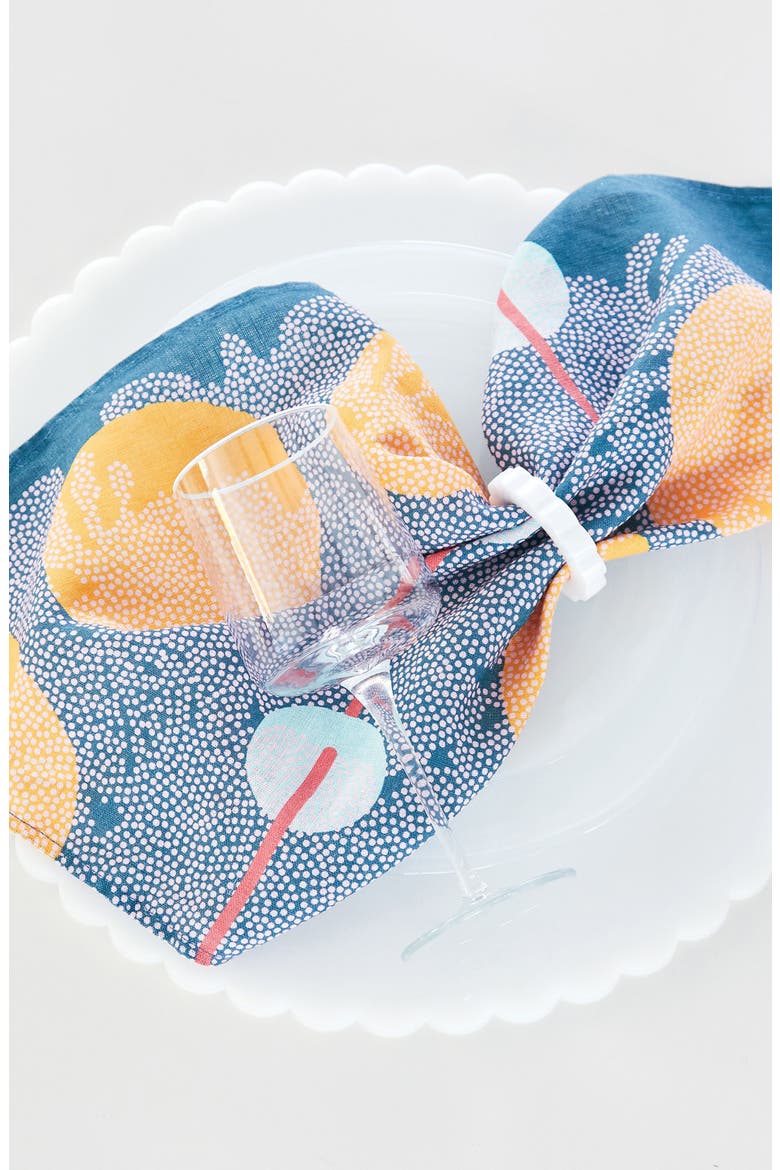 Scallop Set of 4 Napkin Rings, Alternate, color, WHITE
