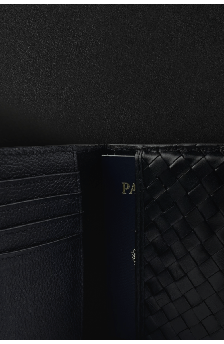 Deux Mains Woven Passport Holder, Alternate, color, Black