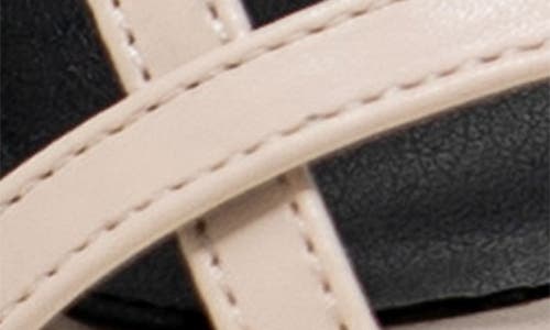 Chase & Chloe Chase And Chloe Emile Wedge Heel In Beige Pu