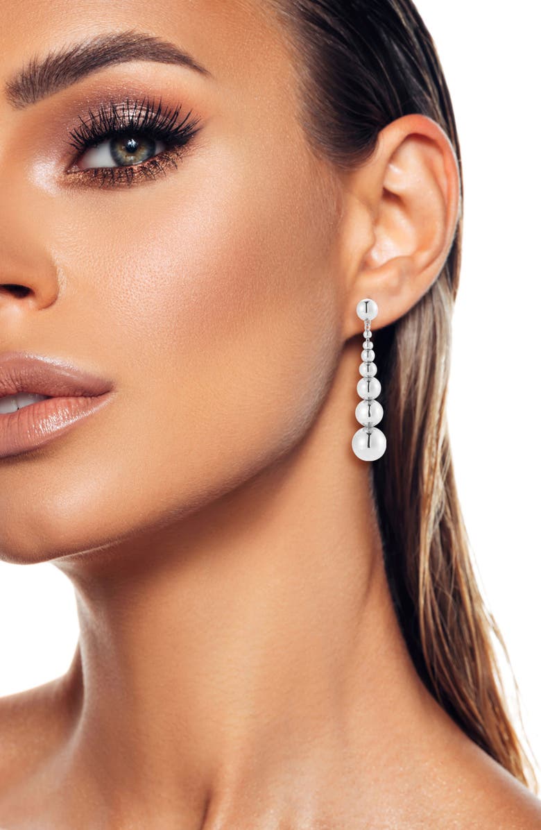 GLAZE JEWELRY Graduated Ball Drop Earrings, Alternate, color, Silver