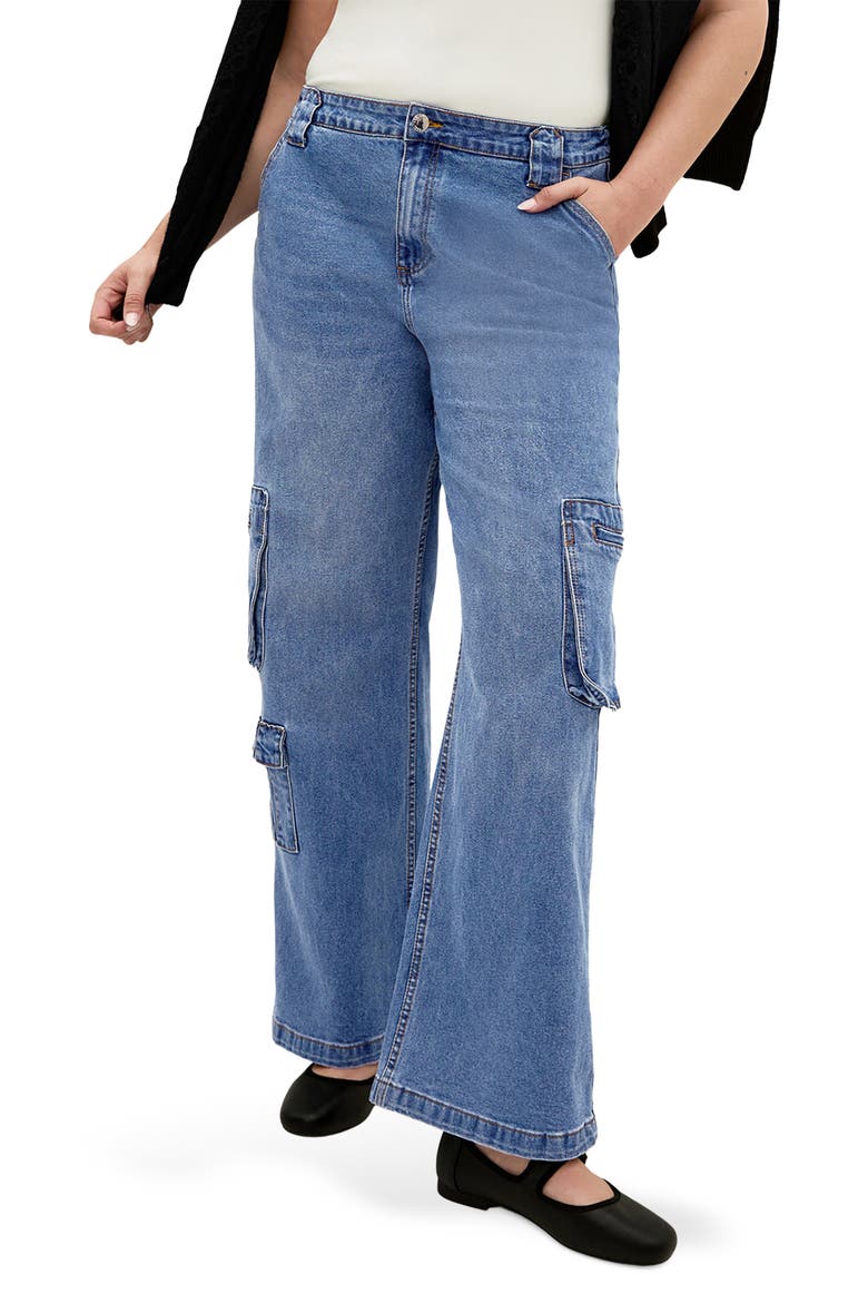 Miley Mid Rise Wide Leg Cargo Jeans, Main, color, MID DENIM