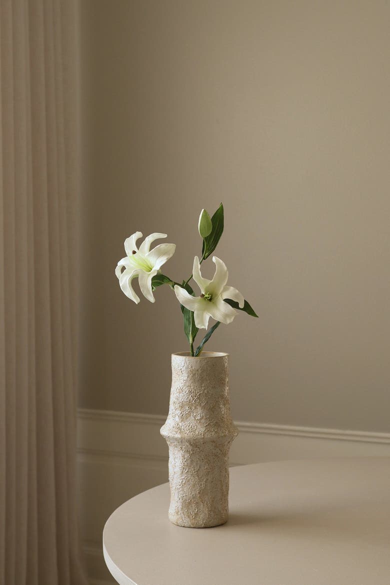 White Small Lily Flower, Alternate, color, White