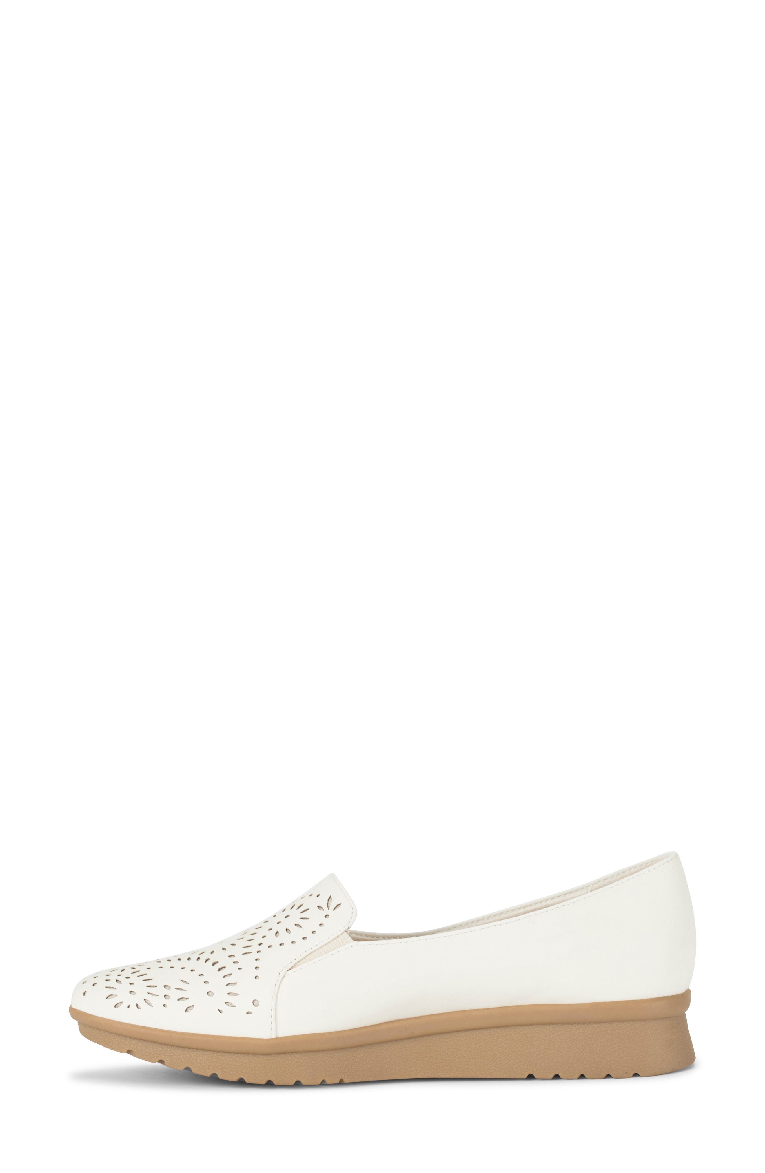 BARETRAPS Amry Laser-Cut Flat, Alternate, color, Cream