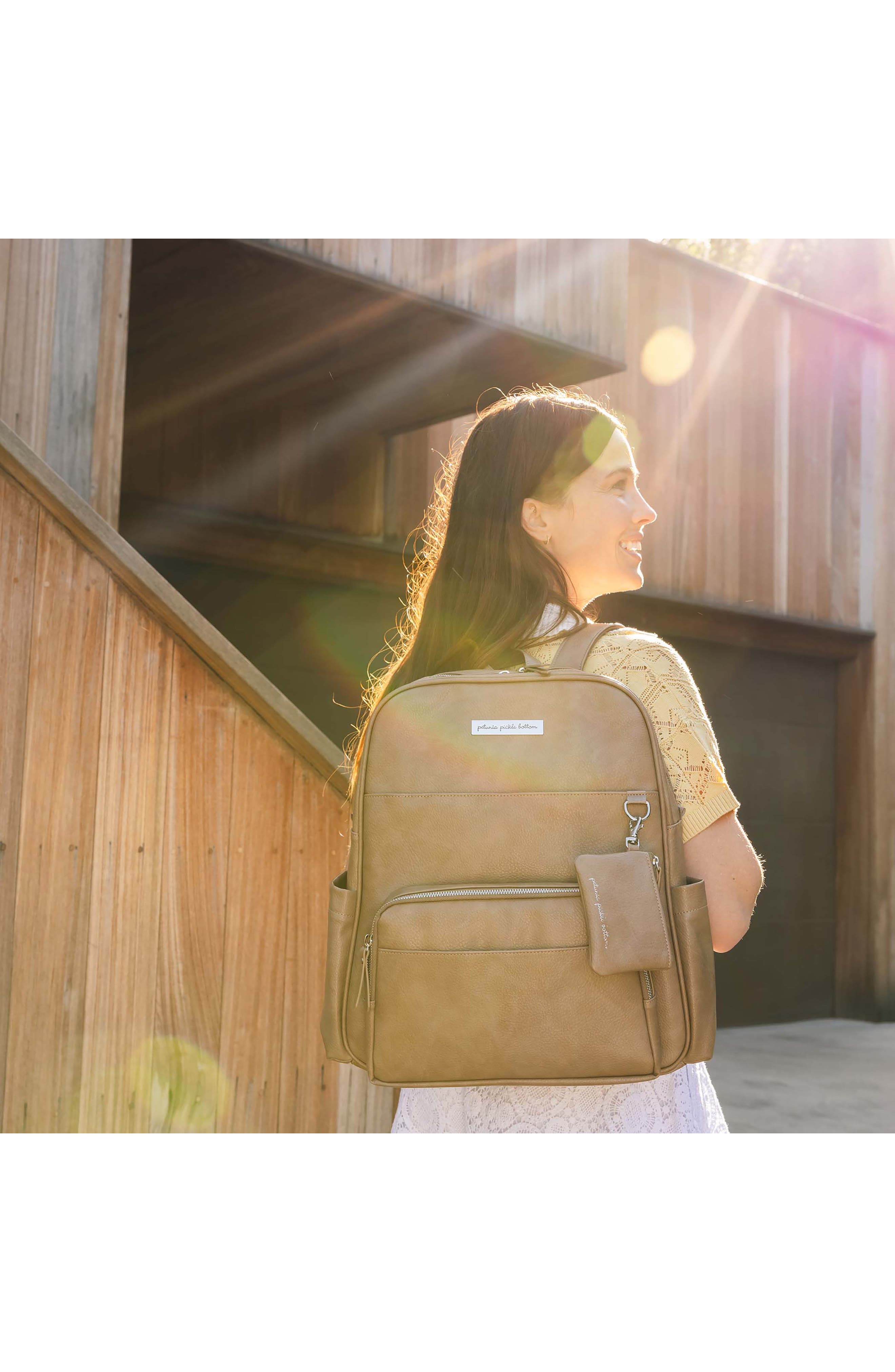 Petunia Pickle Bottom Sync Water Resistant Diaper Backpack, Alternate, color, Mink