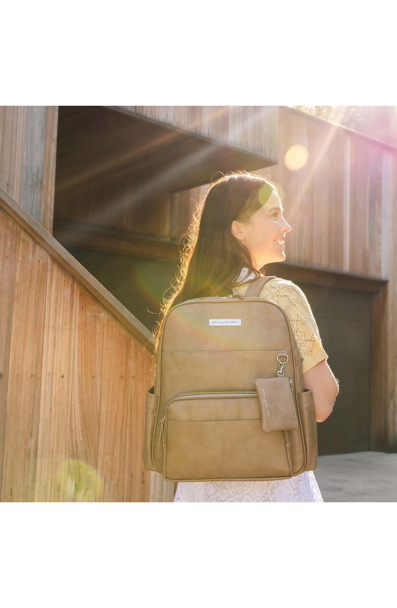 Petunia Pickle Bottom Sync Water Resistant Diaper Backpack, Alternate, color, Mink