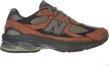 Gender Inclusive 2010 Sneaker