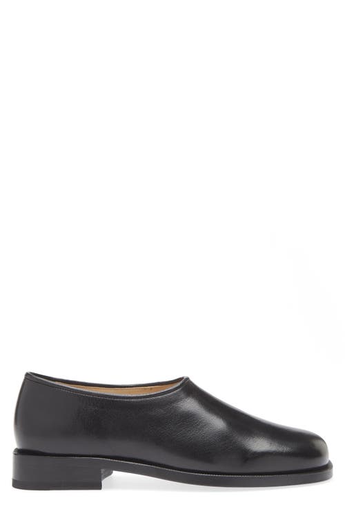 Lemaire Anatomic Slip-on In Black Bk999