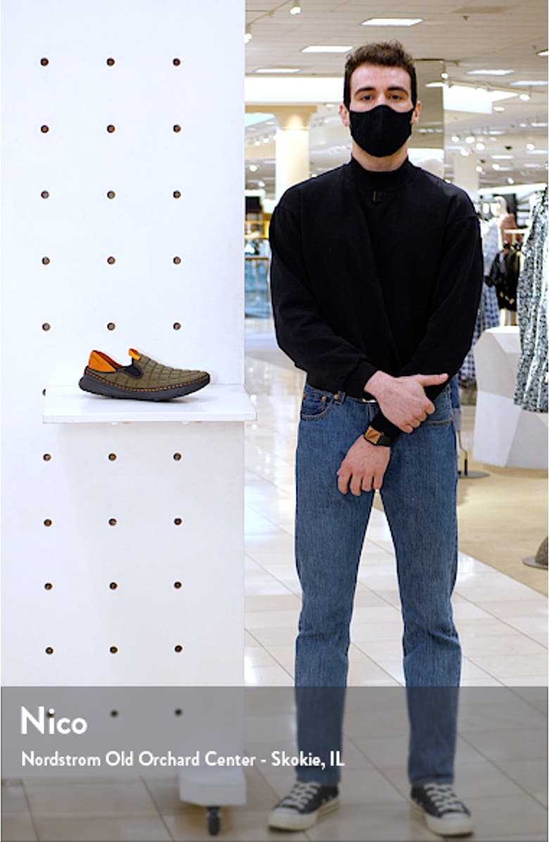 Hut Moc Slip-On, sales video thumbnail