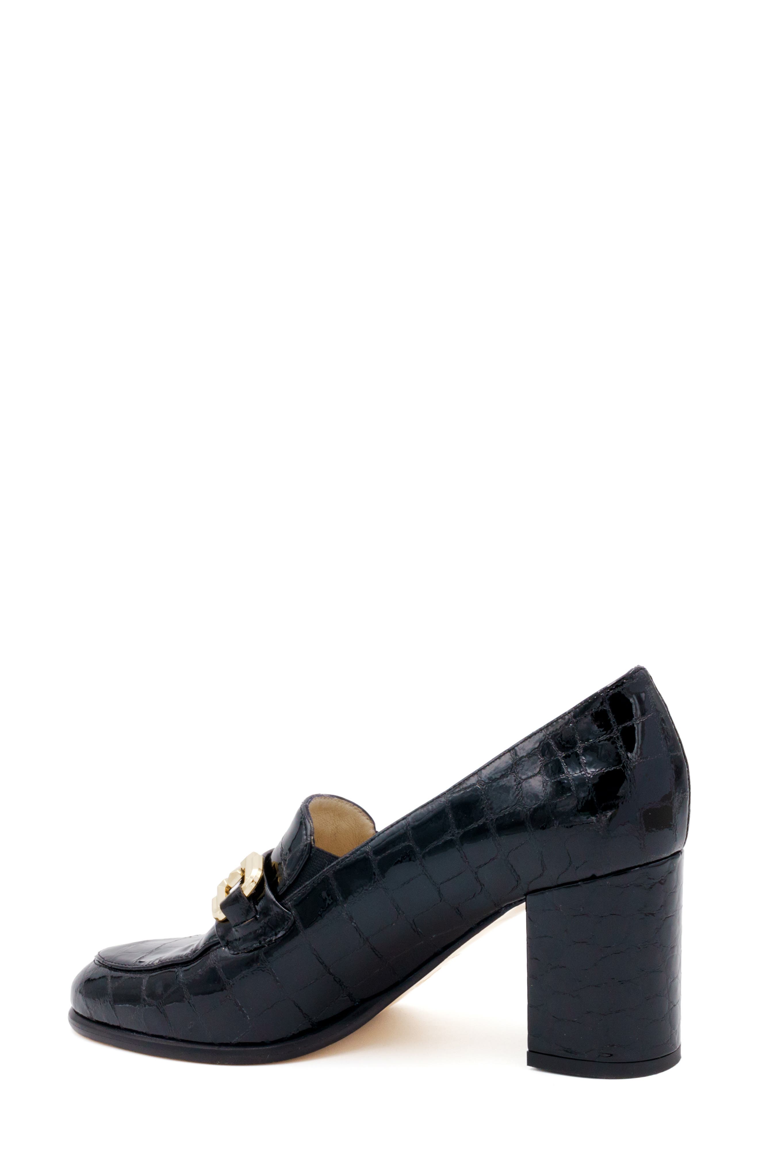 Amalfi by Rangoni Lanternal Croc Embossed Bit Pump, Alternate, color, 