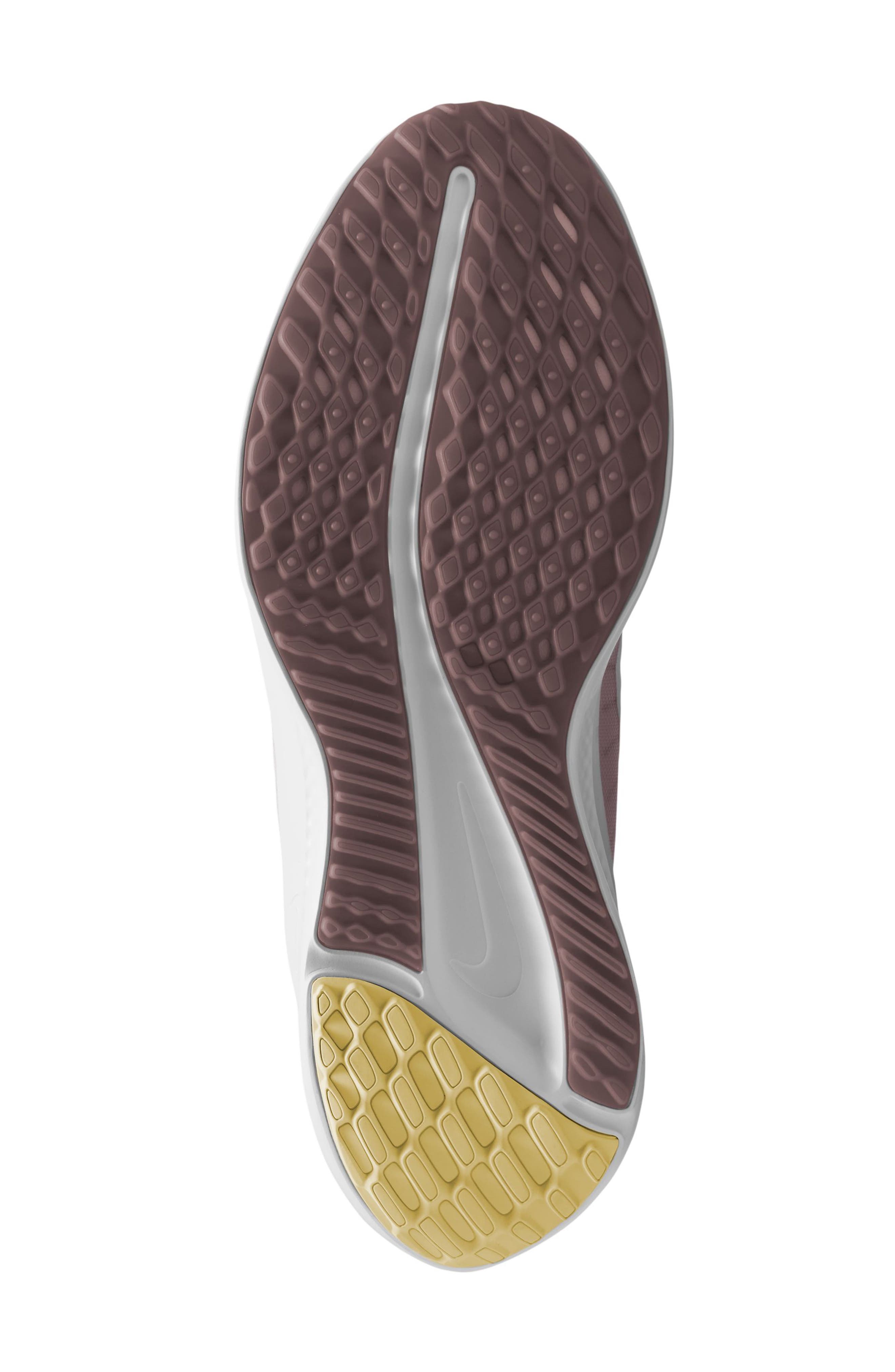 Nike Quest 5 Sneaker, Alternate, color, Platinum Violet/ Black/ Photon