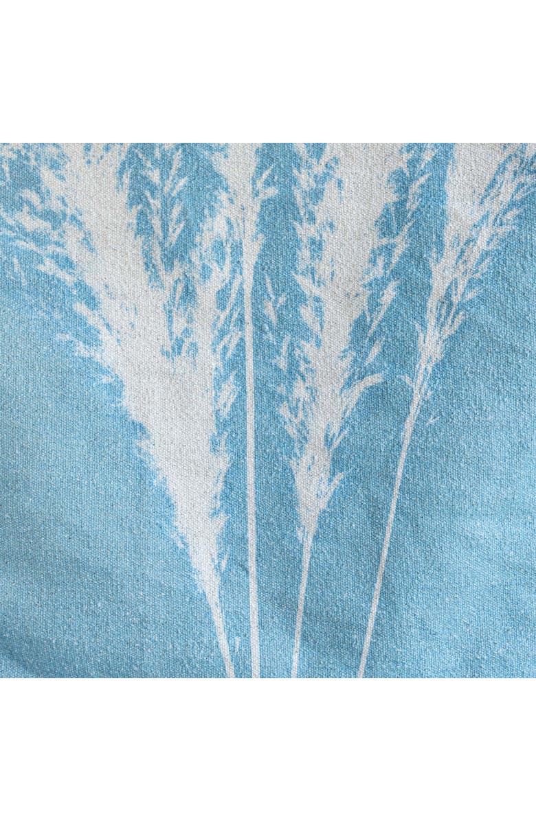 Foreside Home and Garden Pampas Grass Tapestry Blue Cotton, Alternate, color, Blue