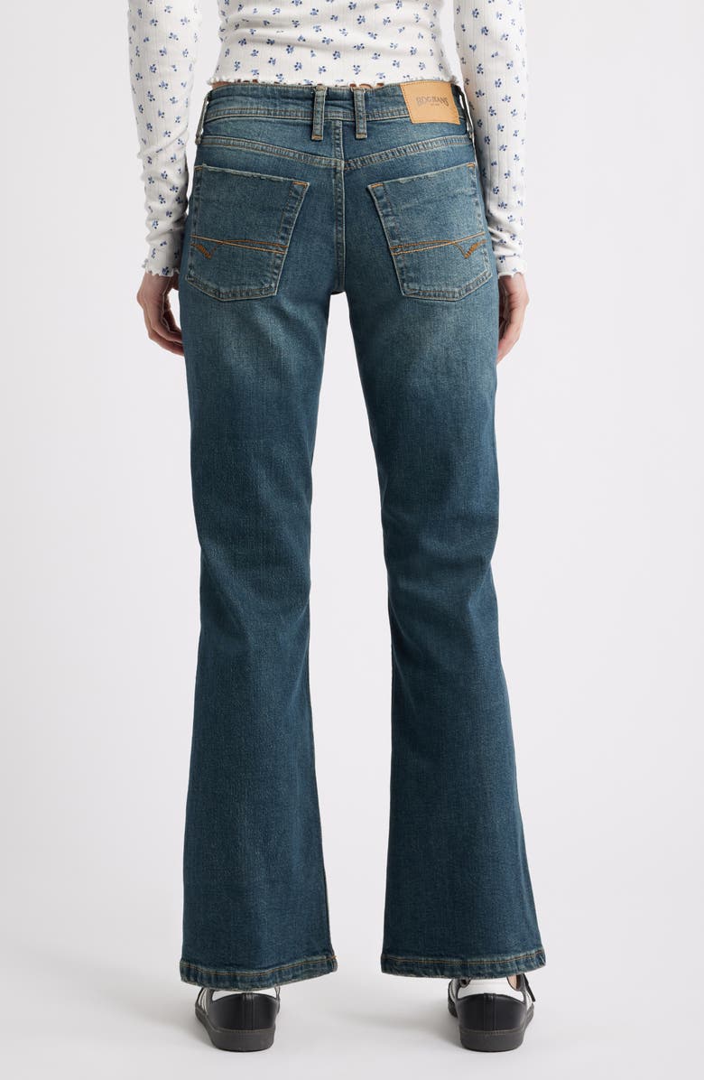 BDG Urban Outfitters Teo Low Rise Relaxed Bootcut Jeans, Alternate, color, Mid Vintage