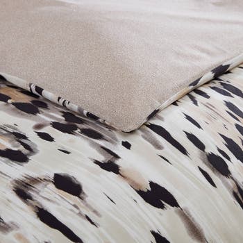 Abstract Leopard Print Comforter Set
