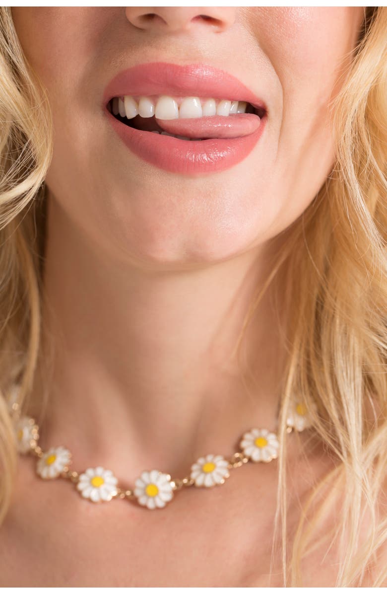 Madame Gabriela Beauty Lipstick Paris to New York - All Hours, Alternate, color, Beige