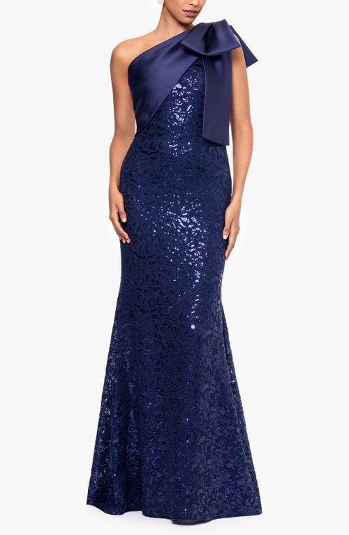 BETSY & ADAM BETSY & ADAM SEQUIN SLEEVELESS GOWN