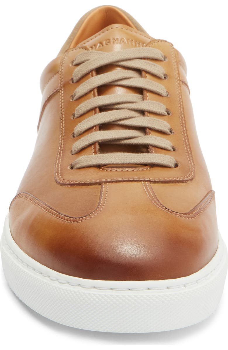 Magnanni Delan Low Top Sneaker, Alternate, color, Taupe / Castoro