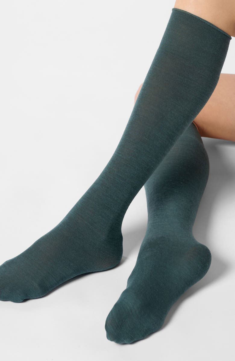Oroblu Nives Knee High Wool Blend Socks, Alternate, color, Forest