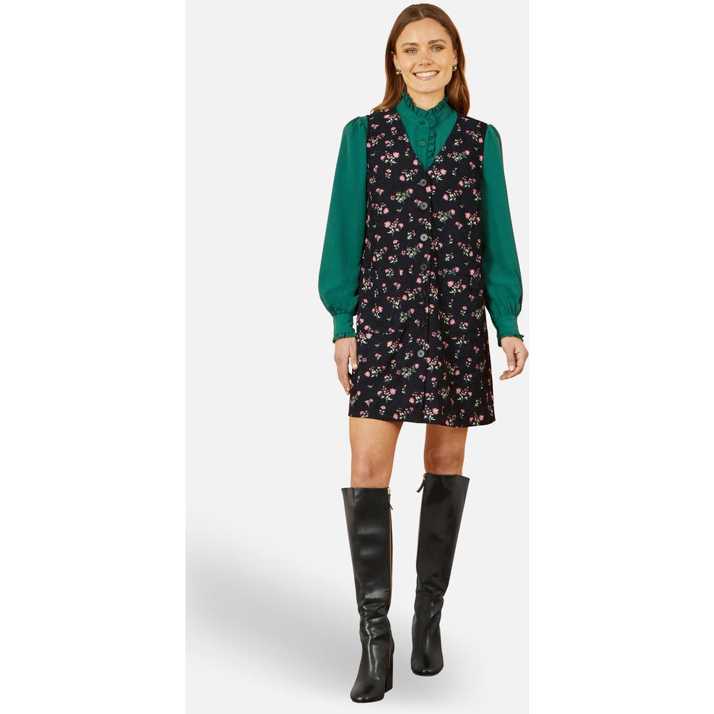 Yumi Floral Print Pinafore Dress In Black