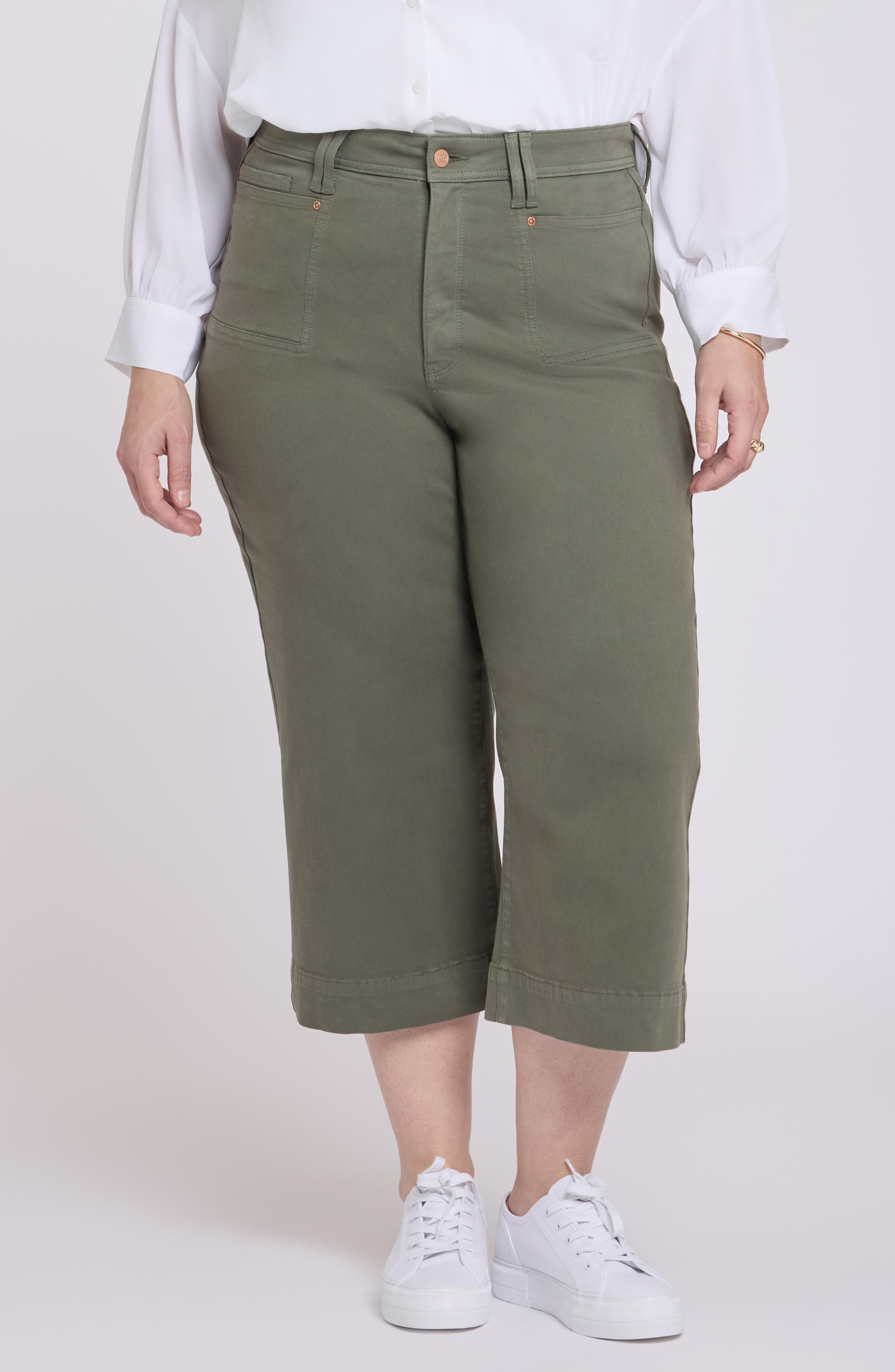 DESERT GREEN