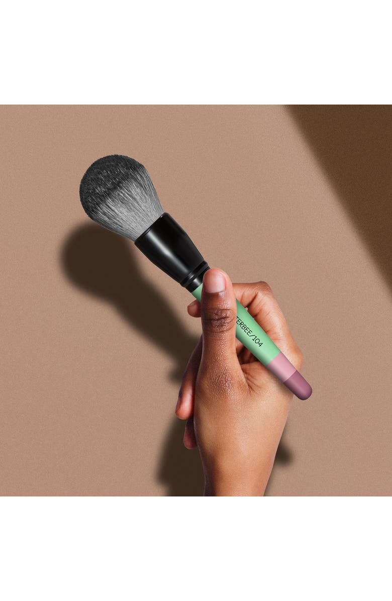 Otis Batterbee Ultimate Face Brush 104, Alternate, color, Verde