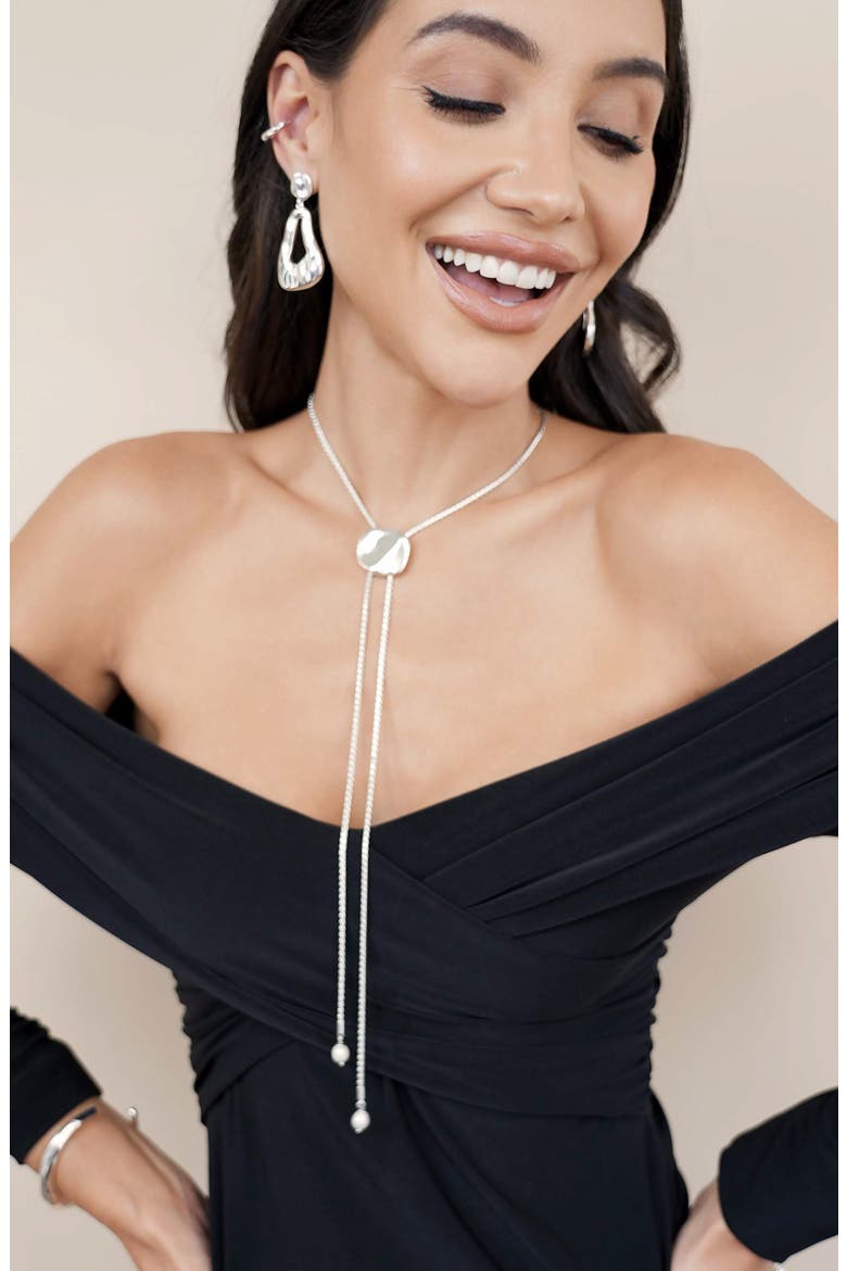 Liquit Luxe Faux Pearl Bolo Necklace, Alternate, color, SILVER